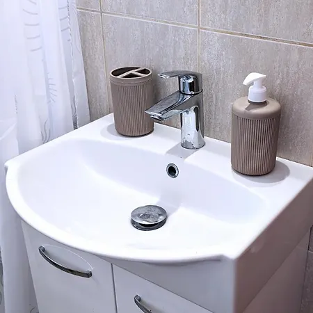 Archzante Boutique فيلة Kalamákion